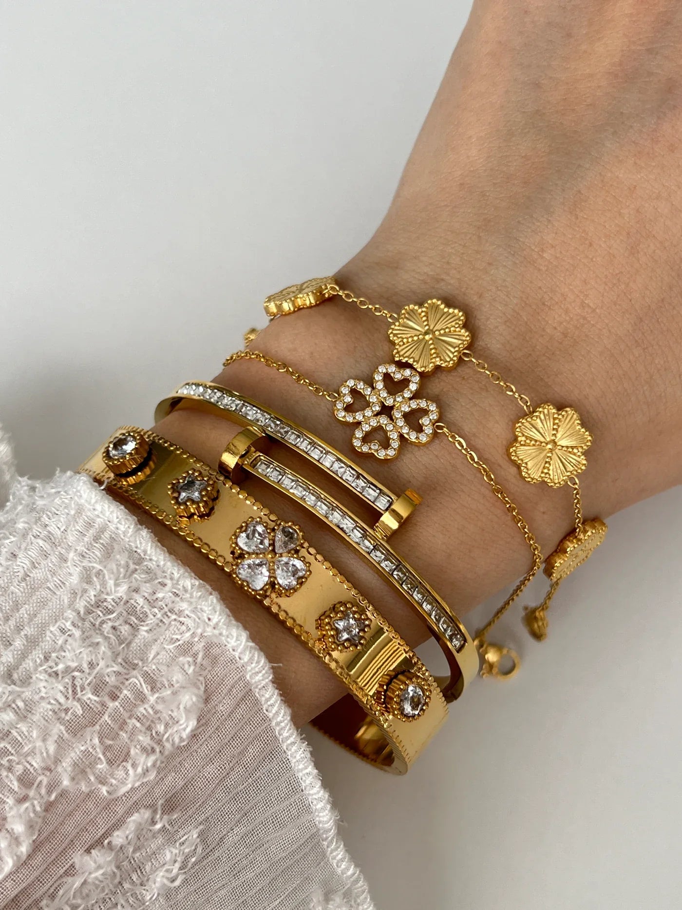 Venera Clover Bracelet