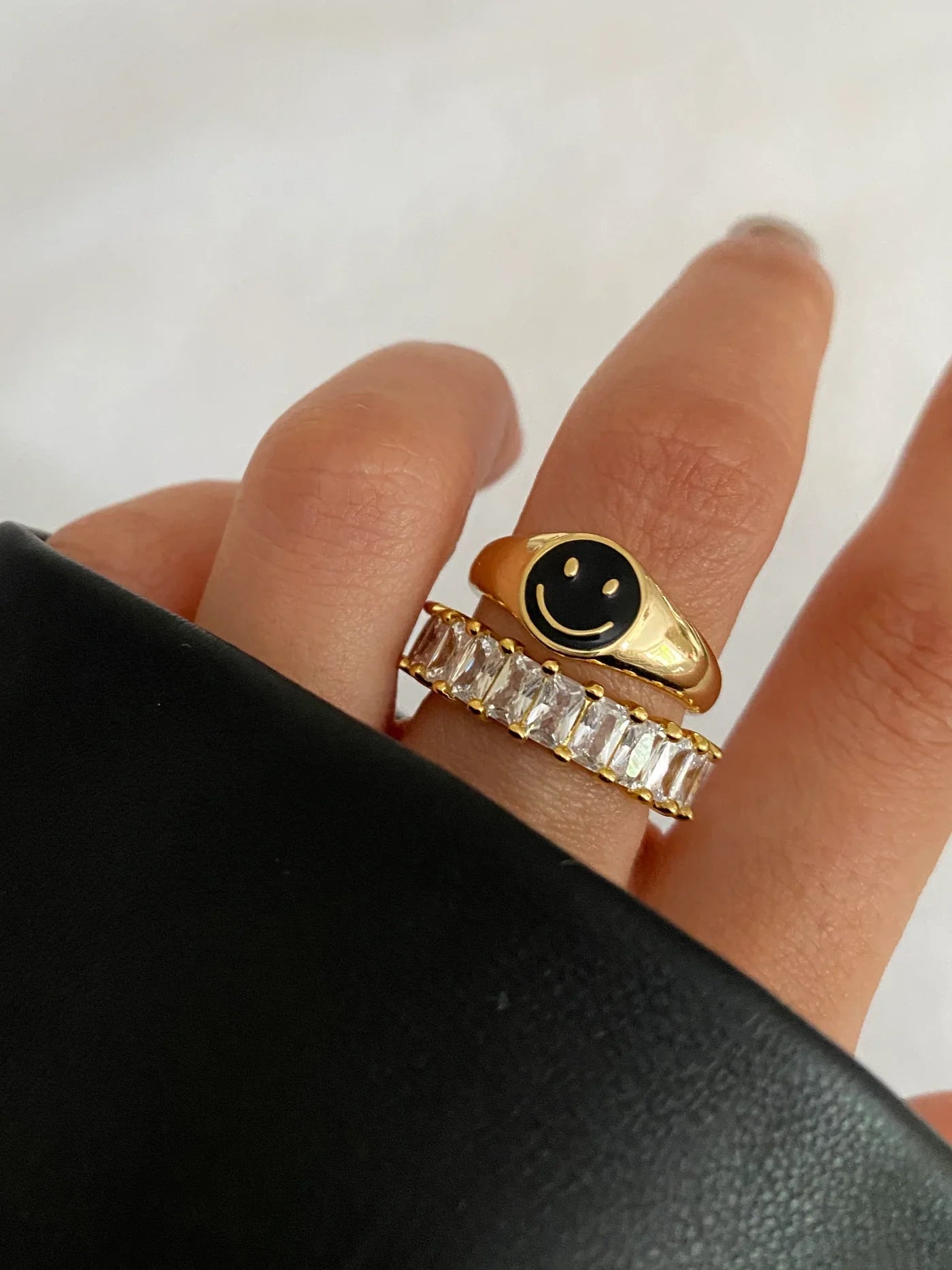 Astrid Ring